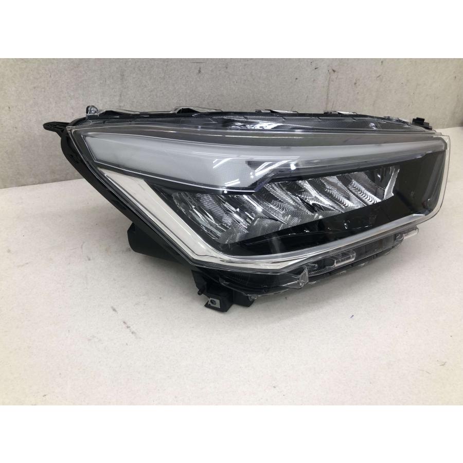 美品 磨き済み トヨタ ライズ A200A A210A 純正 右 ヘッドライト LED 