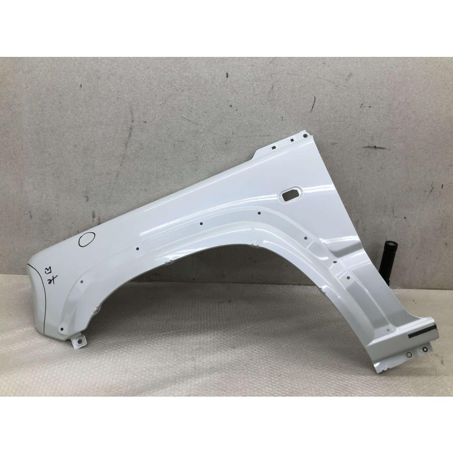 JB64W ジムニー 純正 フロントフェンダー 左 : 拓海商事ヤフー店 