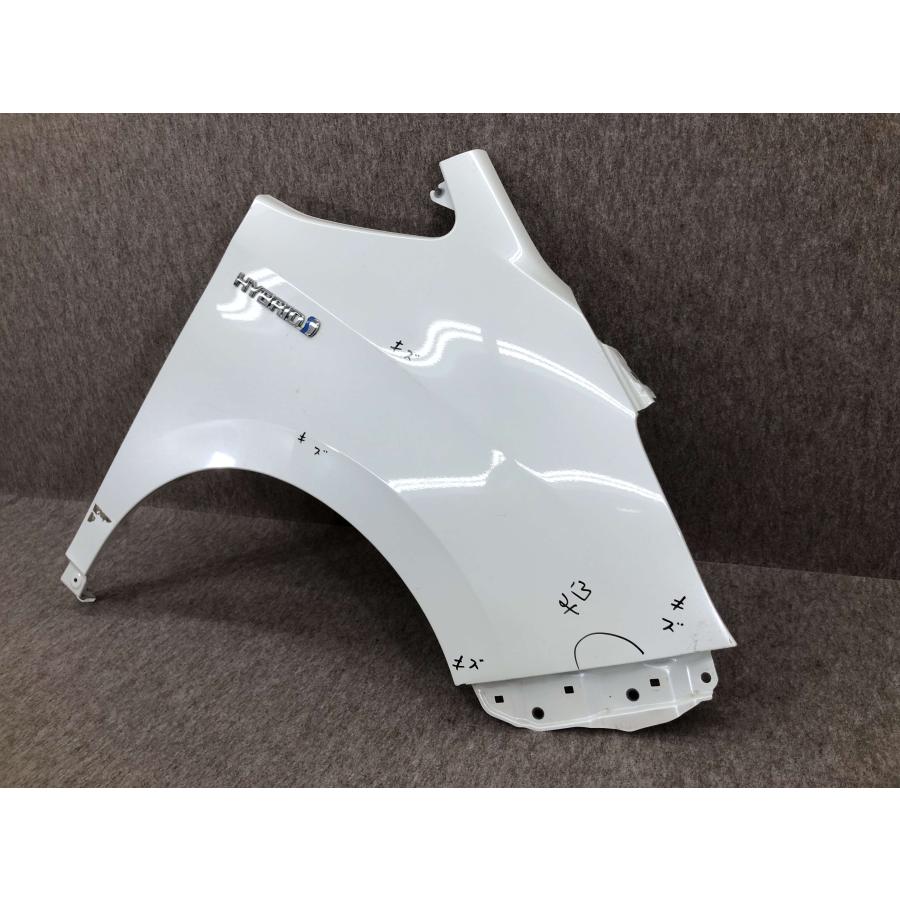 中古 ZRR80/ZRR85/ZWR80 ノア/エスクァイア 純正 右フェンダ トヨタ ノア エスクァイア ZRR80 純正 右 フェンダー : 拓海商事ヤフー