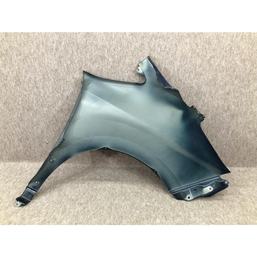 ZRR80/ZRR85/ZWR80 ノア Si 純正 左フェンダー : 拓海商事ヤフー店 