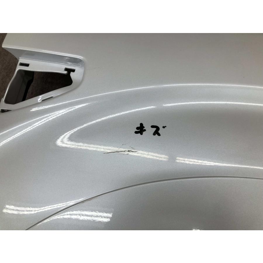 ダイハツ キャスト LA250S LA260S 純正 右 フロント フェンダー 53811