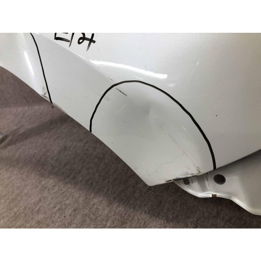 トヨタ ハリアー 60 ZSU60W ZSU65W 純正 右 フロント フェンダー