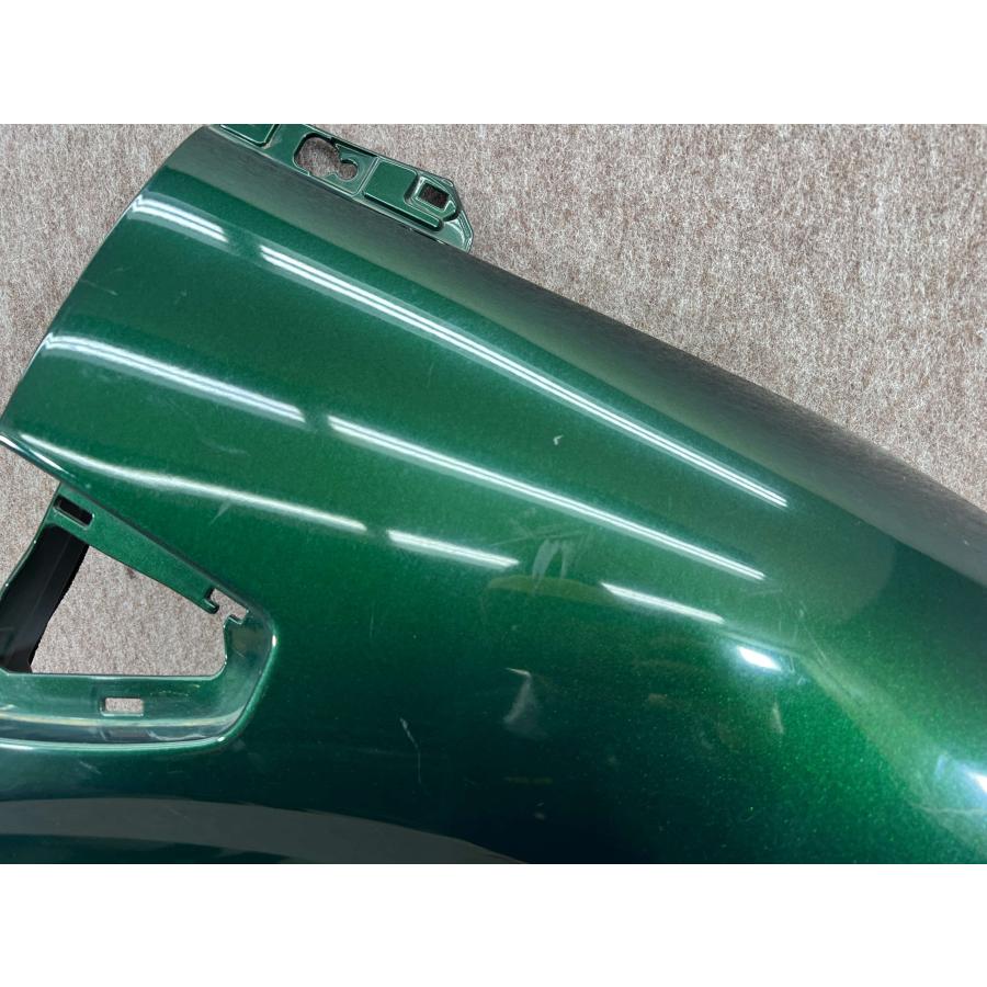 ダイハツ キャスト LA250S/LA260S 純正 右フェンダー 53811-B2A20