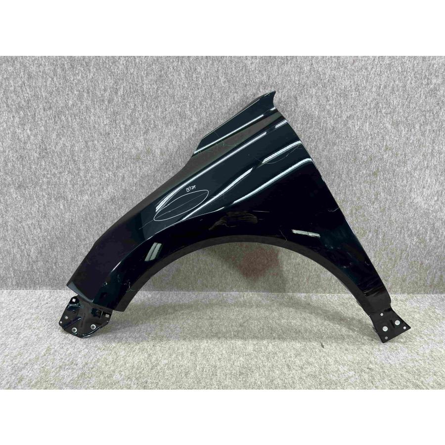 トヨタ ハリアー 80系 純正 左フェンダー AXUH80/AXUH85/MXUA80/MXUA85