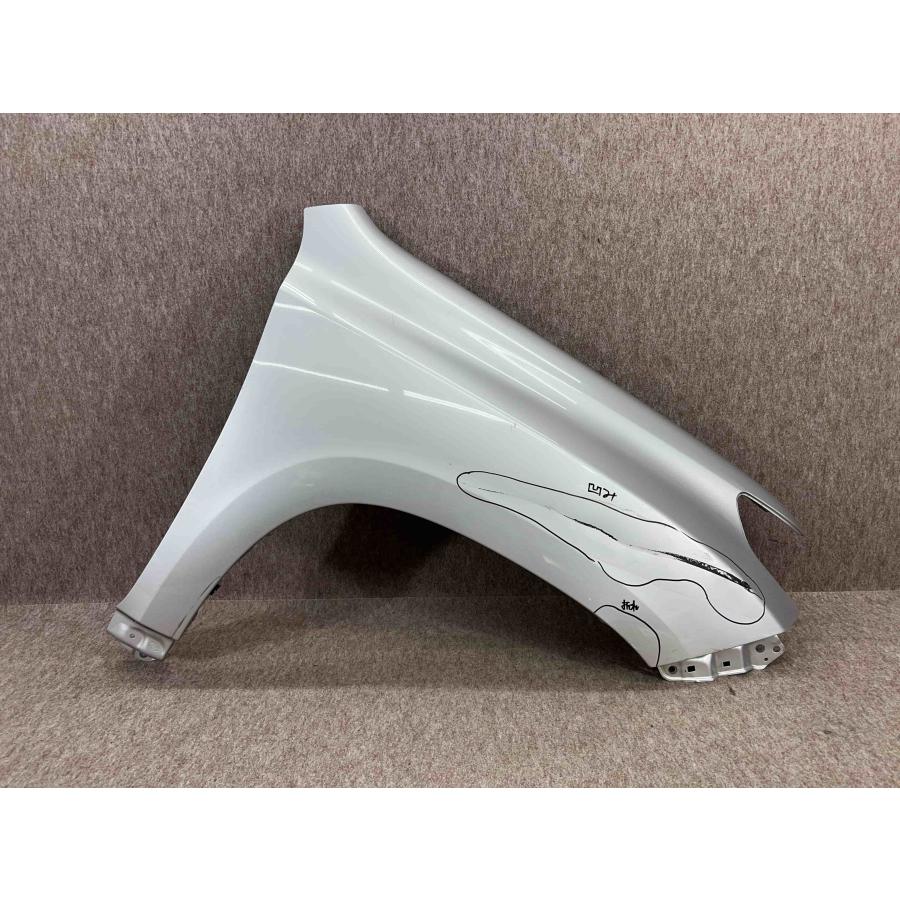 プラド 150系 後期 純正 右 フロントフェンダー 運転席側 TRJ150W トヨタ ランドクルーザープラド TRJ150W 前期/中期 純正 右フェンダー