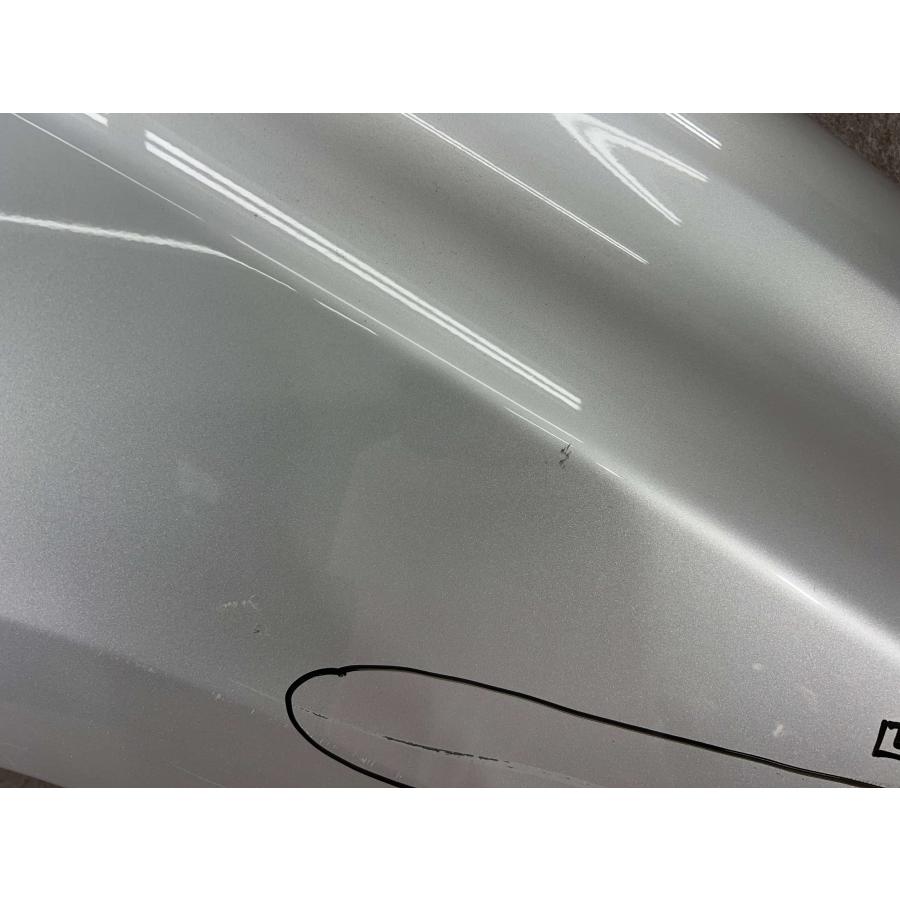 トヨタ ランドクルーザープラド TRJ150W 前期/中期 純正 右フェンダー