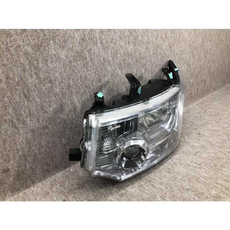 三菱 デリカD5 CV5W CV1W KOITO 100-87918 右左セット 磨き済み CV1W CV2W CV4W CV5W デリカD5 左 ヘッドライト KOITO 100