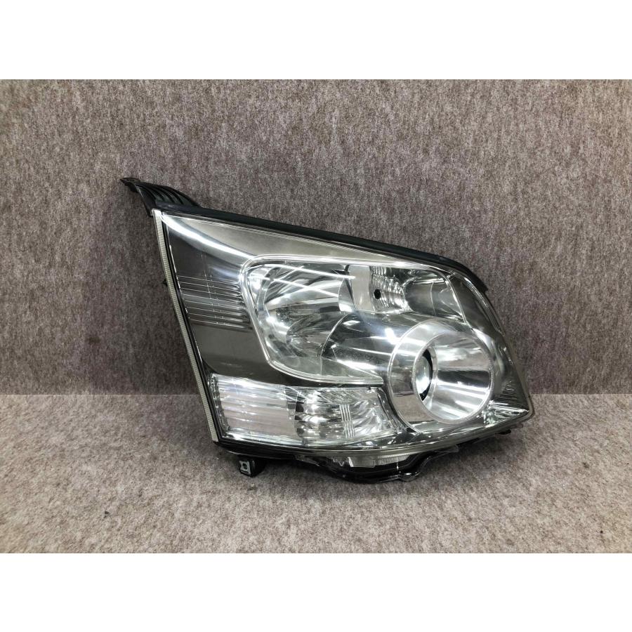 磨き済み トヨタ純正 ZRR70W ZRR75W ノア 前期 HID ヘッドライト