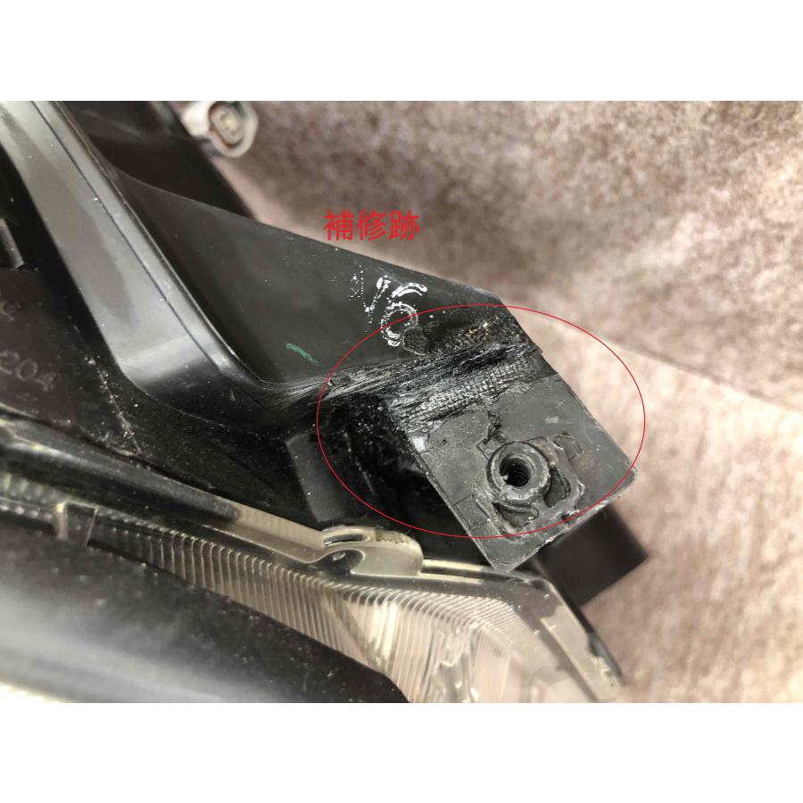 磨き済み トヨタ純正 ZRR70W ZRR75W ノア 前期 HID ヘッドライト