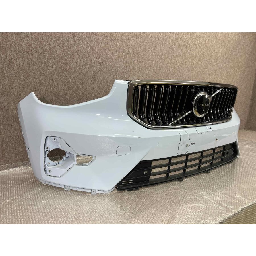 ボルボ XC40 XB系 後期 フロントバンパー 31690933 グリル付き : 拓海