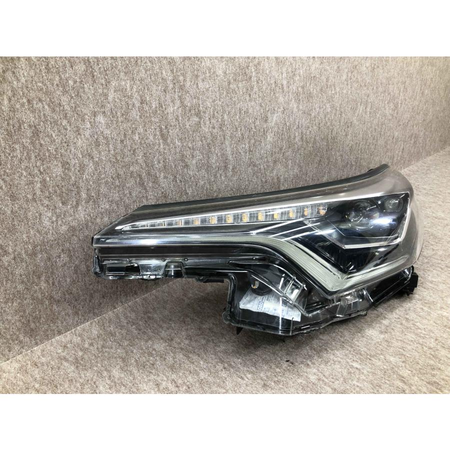 ZYX10 NGX10 NYX11 NGX50 CHR 左 ヘッドライト 磨き済み C-HR CHR ZYX10 NGX10 NGX50 LED 左 ヘッドライト KOITO 10