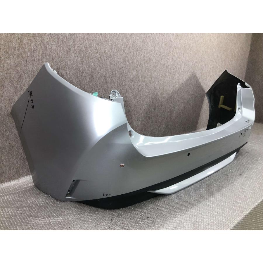 トヨタ カローラ ツーリング NRE210W ZRE212W 純正 リアバンパー 52159