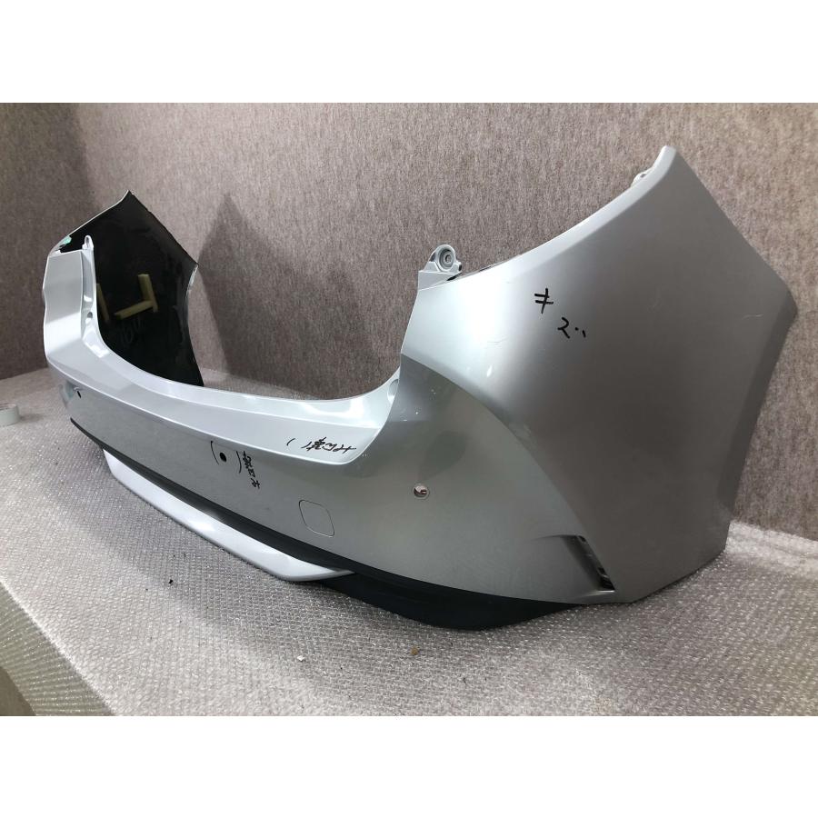 トヨタ カローラ ツーリング NRE210W ZRE212W 純正 リアバンパー 52159
