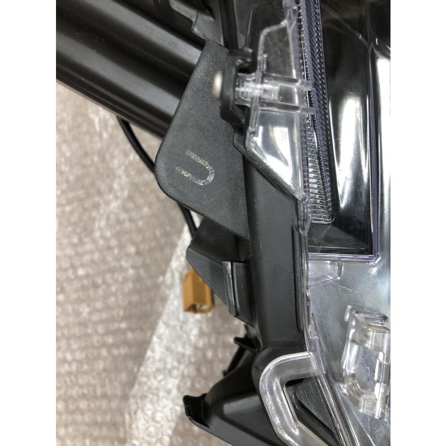 美品 磨き済み カローラツーリング 左 ヘッドライト KOITO 12-633