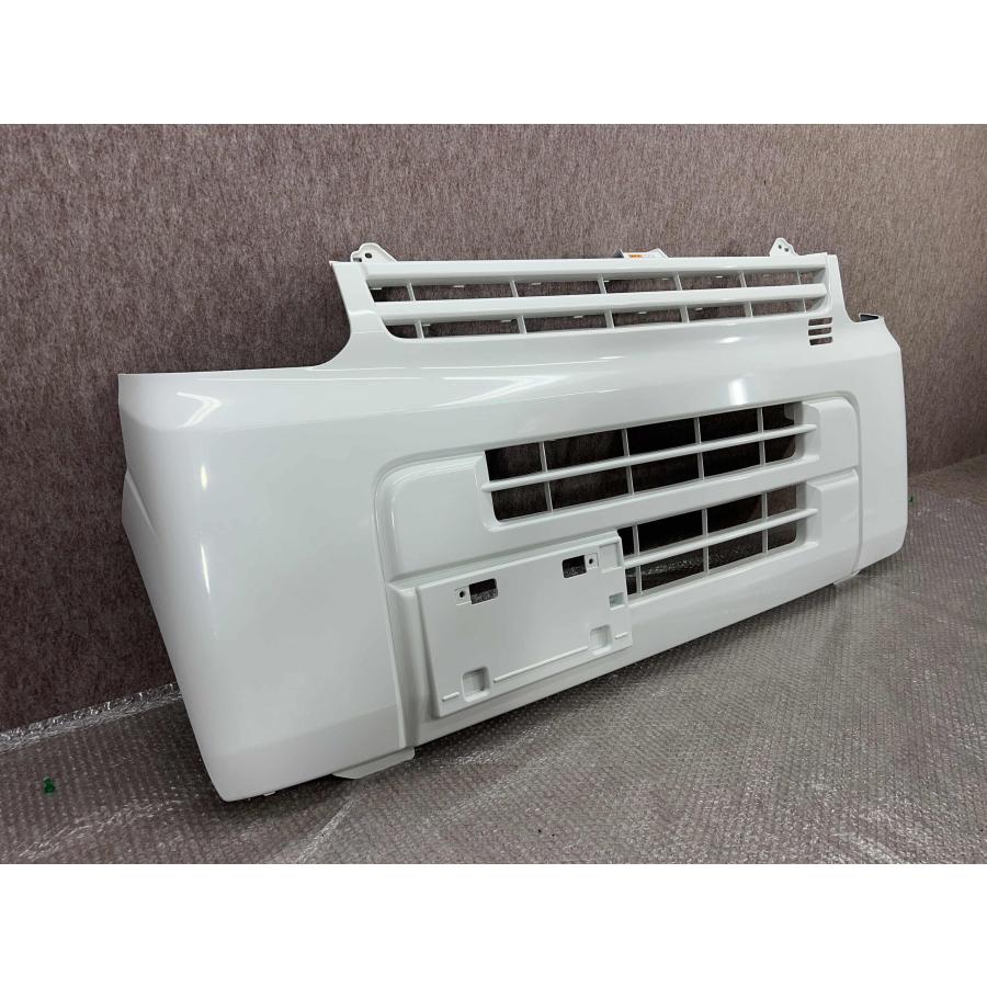 エブリィバン DA17V 純正 フロントバンパー 71711-64P1 スズキ エブリィバン DA17V 純正 フロントバンパー 71711-64P1 : 拓海