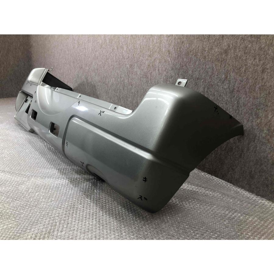 ジムニー JB23W 純正 リアバンパー 71811-81AA0 ジムニー JB23W 純正 リアバンパー 71811-81AA0 : 拓海商事ヤフー店