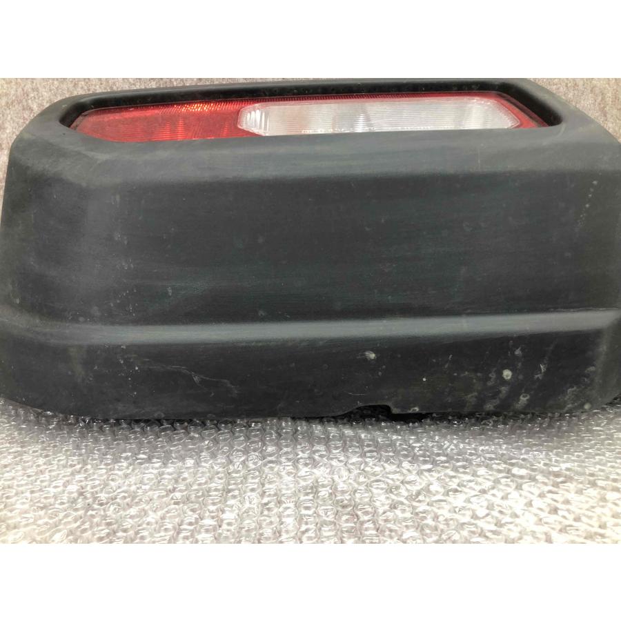 ジムニー シエラJB74W 純正リアバンパー 71811-78R : 拓海商事