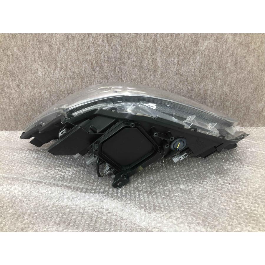 磨き済み トヨタ 純正 ZVW40 ZVW41 プリウスα 後期 LED ヘッドライト