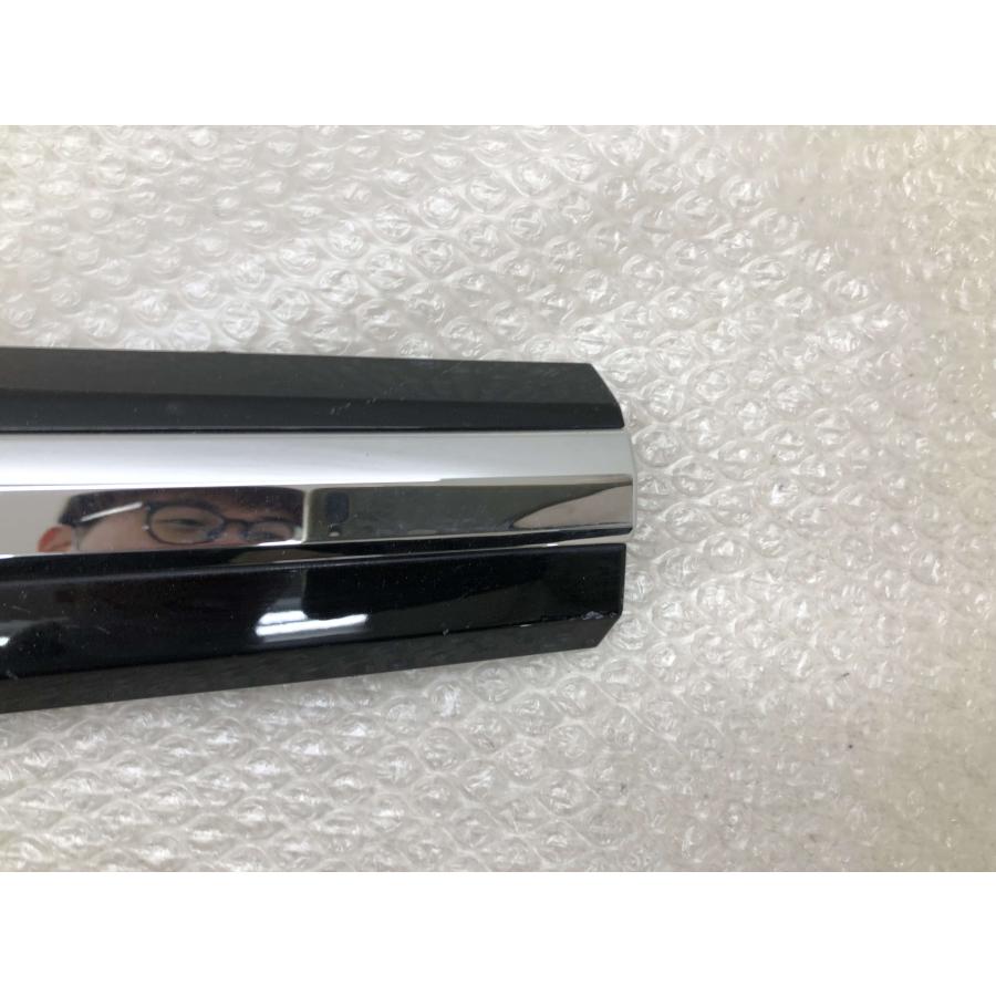 ホンダ N BOX カスタム JF3 JF4 純正 リア ゲート ガーニッシュ 74890