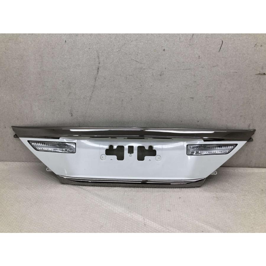 ANH20 ヴェルファイア　リアフィニッシャー トヨタ 純正 ANH20W ANH25W 20系 ヴェルファイア 後期 リア