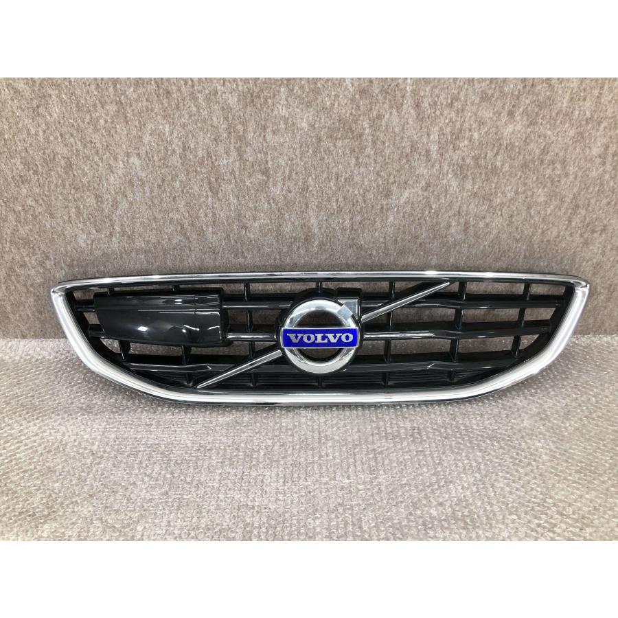 VOLVO v40 クロスカントリー　後期　純正フロントグリル ボルボ 純正 V40 MB ラジエーターグリル フロントグリル
