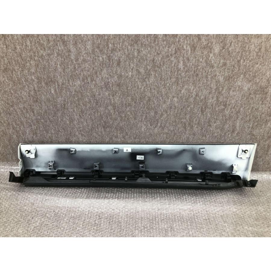 TOMさん専用　ヴォクシー/ノア 純正 スライドドアパネル 左 ノア ヴォクシー ZVW90 純正 スライド ドア パネル 左 76906