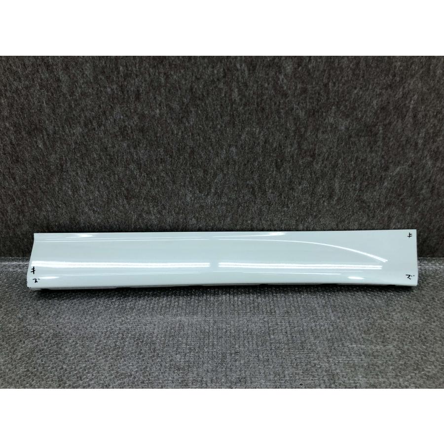 ノア ヴォクシー ZVW90 純正 フロント ドア パネル 右 76903-V1010