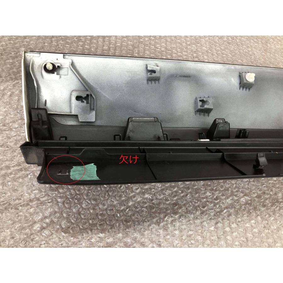 ノア ヴォクシー ZVW90 純正 フロント ドア パネル 右 76903-V1010