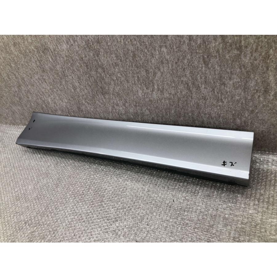 トヨタ 純正 ZWR90W ZWR95W MZRA90W MZRA95W 90 ノア ヴォクシー 76905