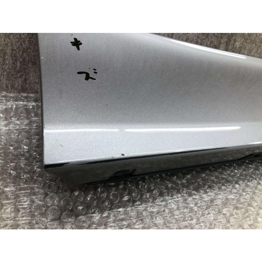 トヨタ 純正 ZWR90W ZWR95W MZRA90W MZRA95W 90 ノア ヴォクシー 76905