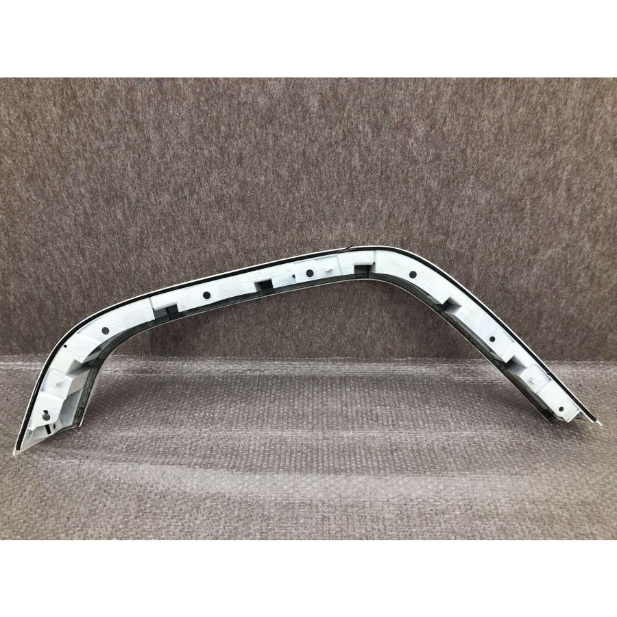 ベンツ　GLC43 純正リアオーバーフェンダー　左右　美品　レア　純正品 ベンツ Gクラス AMG W463 純正 右 フロント オーバーフェンダー