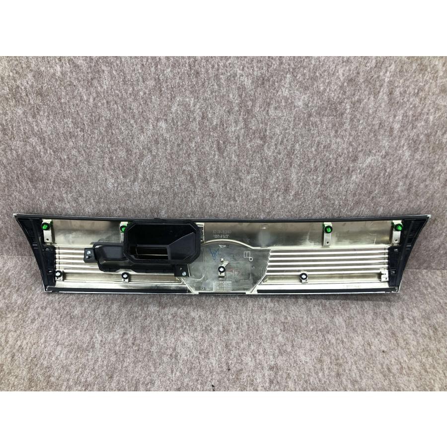 ダイハツ タント カスタム LA650S LA660S 純正 フロントグリル 53105