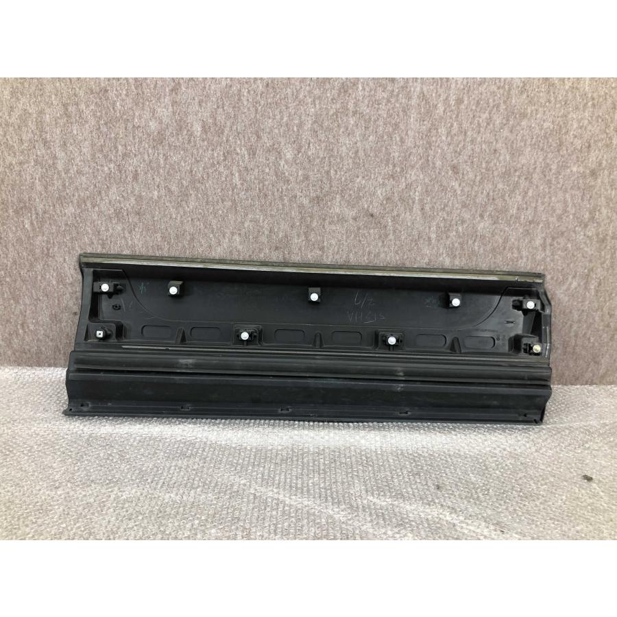 CV1W デリカD:5 後期 純正 フロント ドアガーニッシュ 左 5727A613ZZ