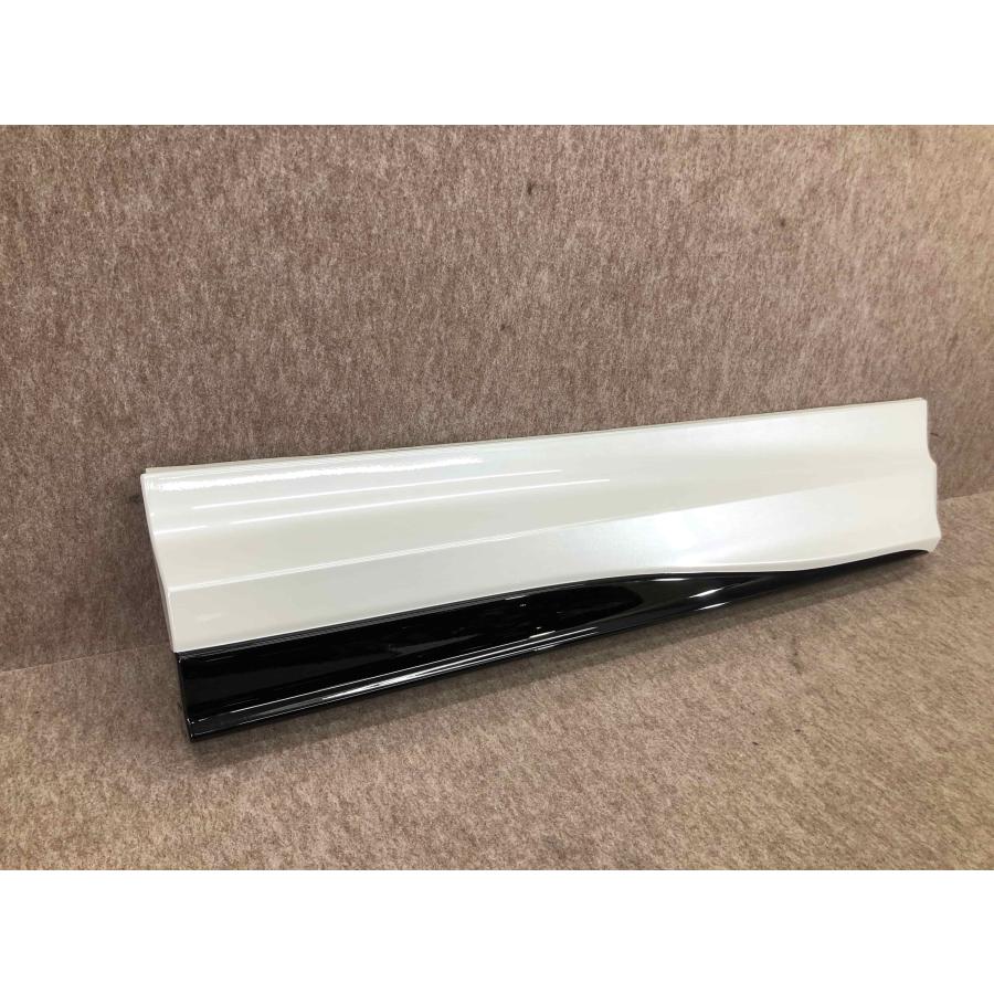 (RH側フロントのみ) TRDサイドスカート未使用品MS344-58005-A0 美品 TRD トヨタ ヴェルファイア 40系 純正 右 スライドドア サイド