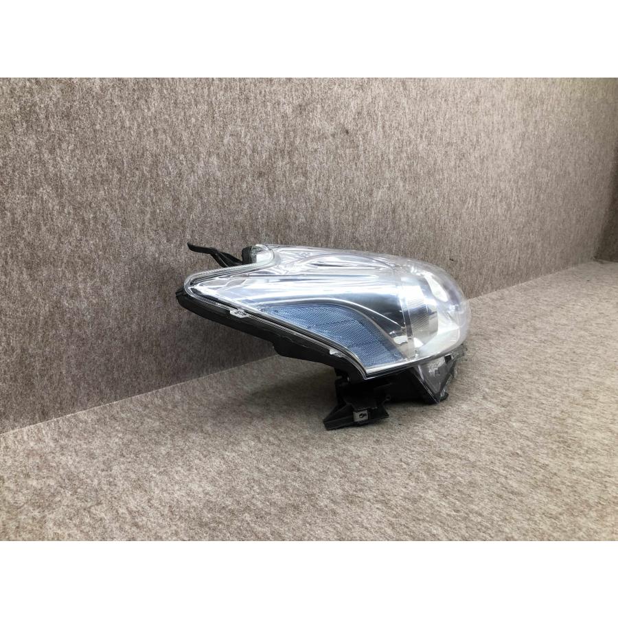 磨き済み トヨタ プリウスα ヘッドライト右 ZVW40 ZVW41 KOITO 47-41