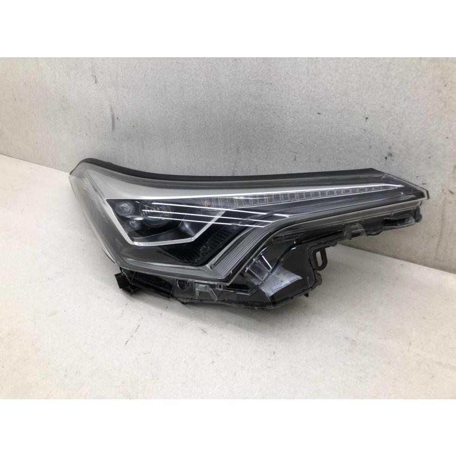 磨き済み C-HR CHR NGX10 NGX15 前期 純正 右 ヘッドライト LED 磨き済み C-HR CHR NGX10 NGX15 前期 純正 右 ヘッドライト LED