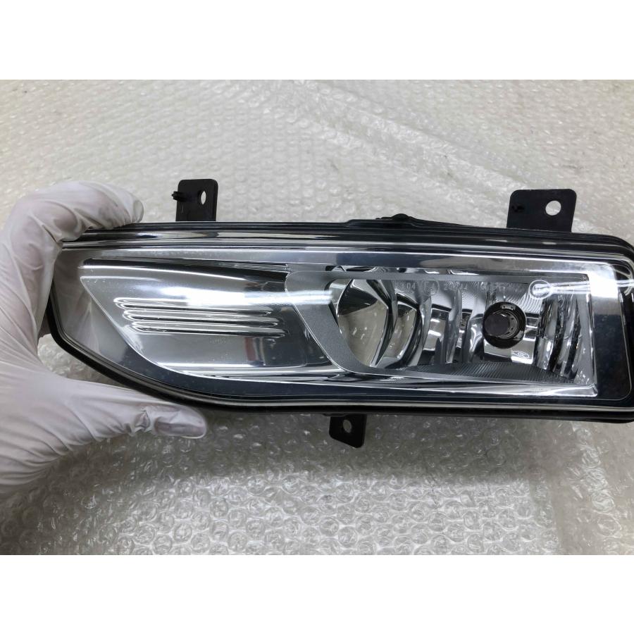 新品未使用:日産 セレナ・ノートフォグランプ 日産 セレナ ノート リーフ エクストレイル C27 E12 ZE1 T32 左