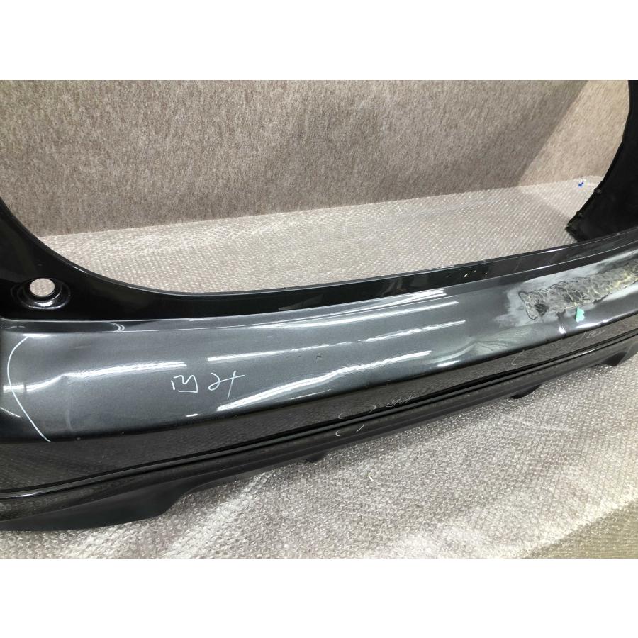 トヨタ プリウスα 40 ZVW40 純正 リアバンパー リアスポイラー付き