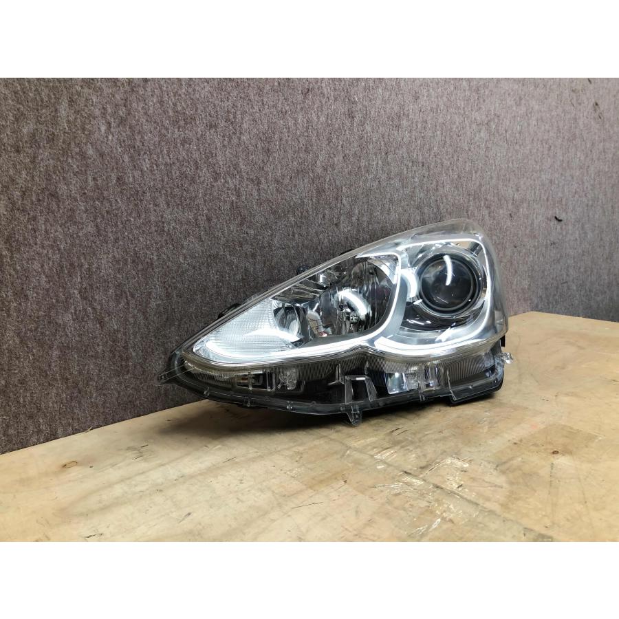 磨き済み アクア NHP10 中期 左 ヘッドライト ハロゲン KOITO 52-291