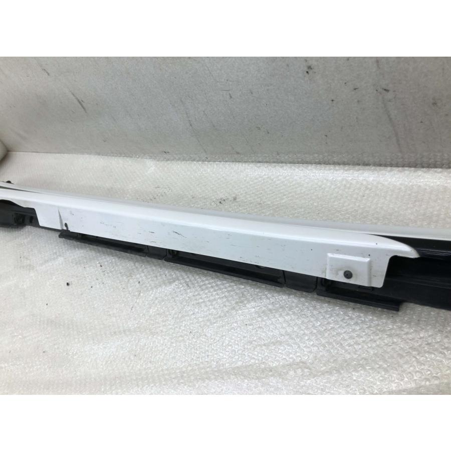 ま*ろ様 モデリスタ　ハリアー60 65　右サイドスカート 070 ホワイトパー モデリスタハリアー60 65右サイドスカート 070 ホワイトパール