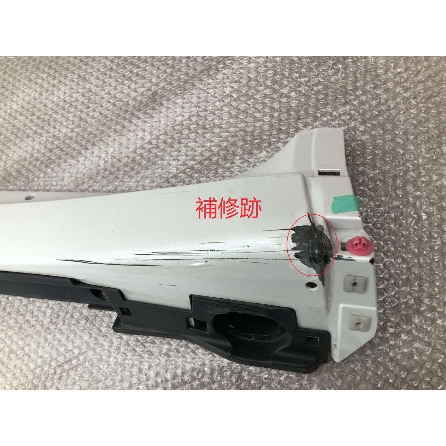 新品未開封保管品　プリウス　左サイドステップモール プリウス ZVW60 MXWH60 60系 純正 左 サイドステップ 75860-47040