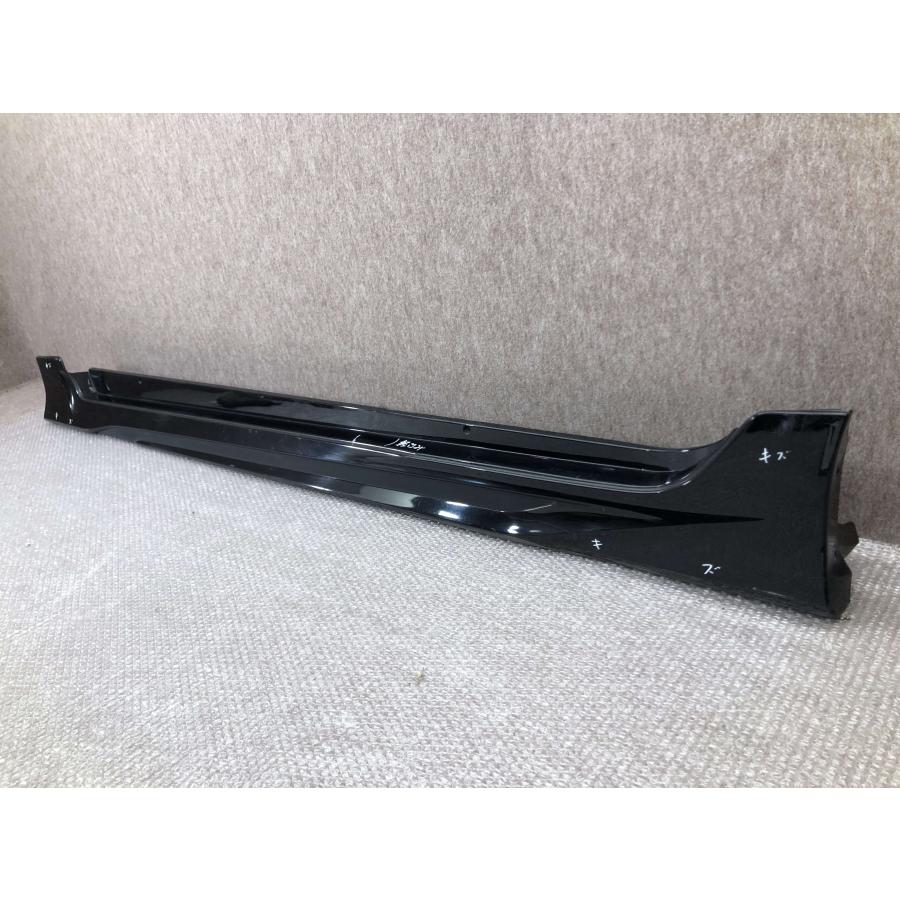 トヨタ プリウス ZVW50 純正 サイドステップ 左 75860-47080