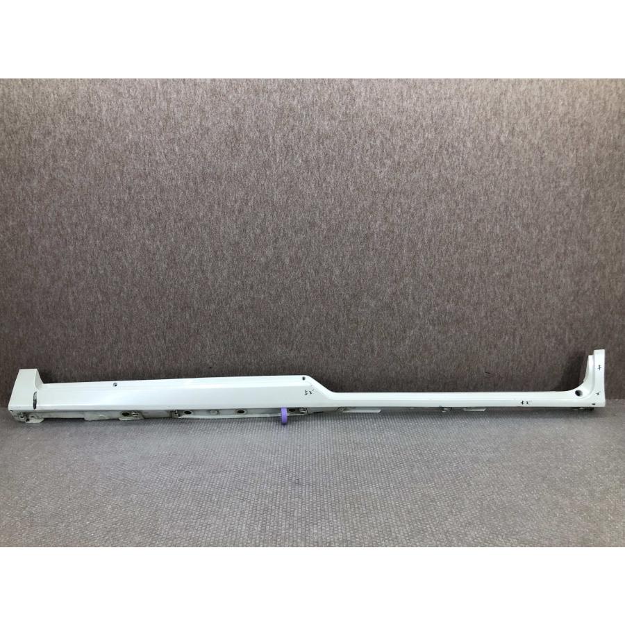 ヴォクシー ノア ZRR80G ZRR85G 純正 左 サイドステップ 75860-28040