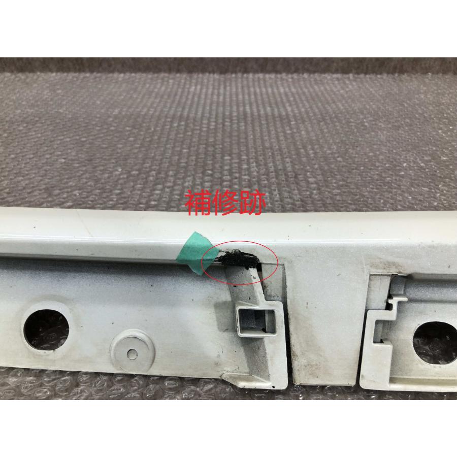 ヴォクシー ノア ZRR80G ZRR85G 純正 左 サイドステップ 75860-28040