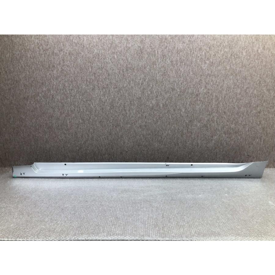 トヨタ プリウス ZVW50 純正 サイドステップ 左 75860-47080 : 拓海