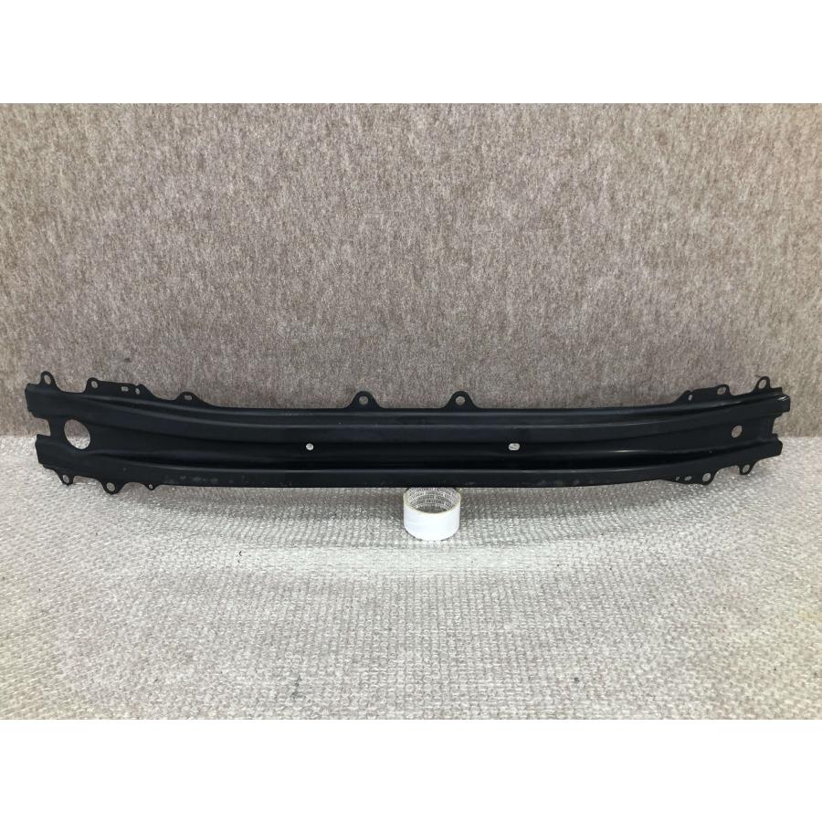 トヨタ ヤリス MXPA10 MXPB10 KSP210 純正 フロントバンパー ホース