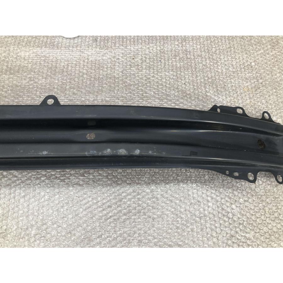 ヤリス MXPA10 KSP210 フロントバンパー ホースメント トヨタ ヤリス MXPA10 MXPB10 KSP210 純正 フロントバンパー ホース