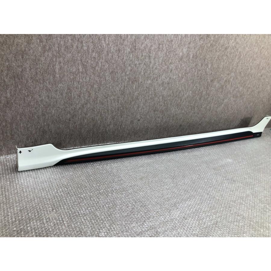 TRD カローラスポーツ 210 左 サイドスカート NRE210H/NRE214H 75860