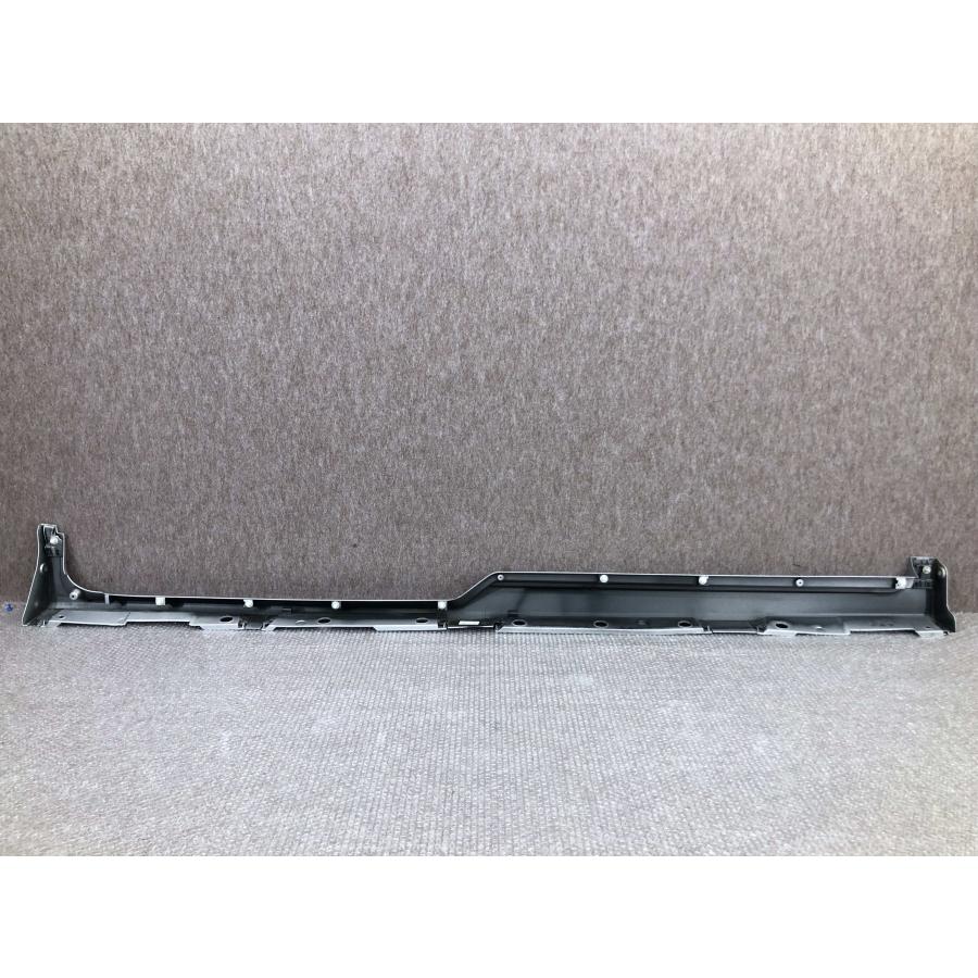 TOYOTA　ノア／ヴォクシー／エスクァイア　ZRR80G　サイドステップ　純正　 ノア ヴォクシー エスクァイア ZRR80 80 純正 右 サイドステップ 75850