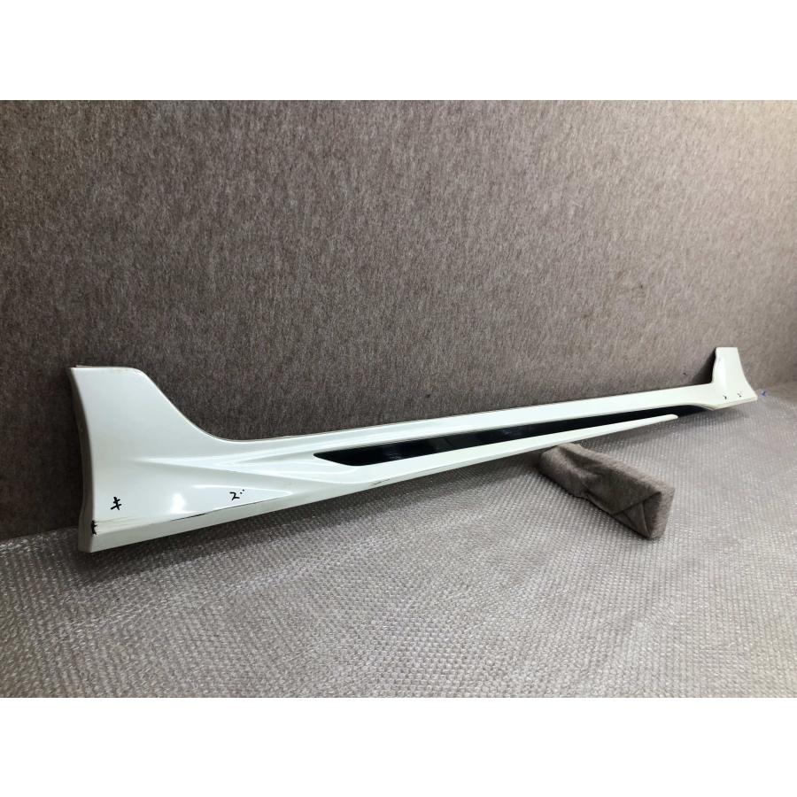 モデリスタ プリウス 50 ZVW50 純正 右 サイドステップ 76911-690A